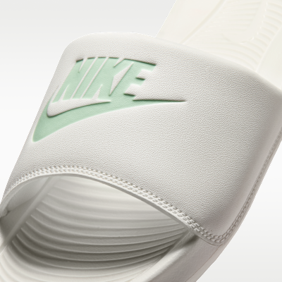 NIKE公式】ナイキ ビクトリー ワン ウィメンズスライド.オンライン